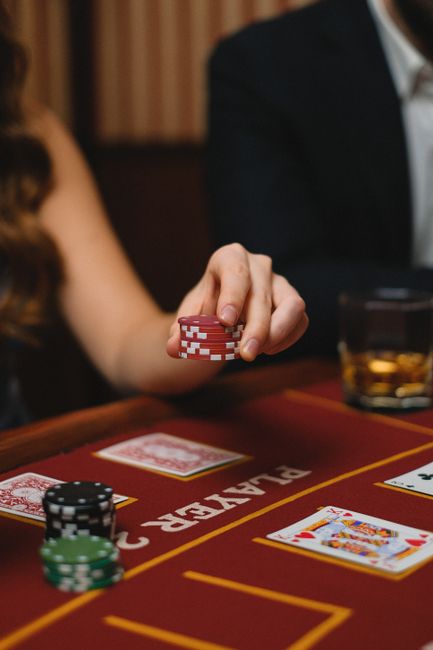 Slots, Poker, and the Real Math Behind Your Bet